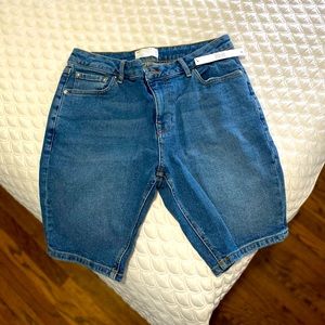 ASOS DESIGN skinny denim shorts in vintage dark wash blue